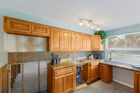 Casa en venta en Holmes Beach, Florida, 2 dormitorios, 117.99 m2 № 1883879 - foto 10