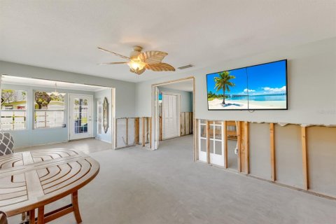 Casa en venta en Holmes Beach, Florida, 2 dormitorios, 117.99 m2 № 1883879 - foto 8