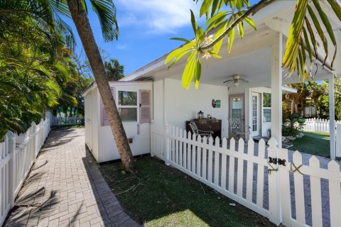 Casa en venta en Holmes Beach, Florida, 2 dormitorios, 117.99 m2 № 1883879 - foto 18