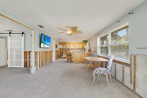 Casa en venta en Holmes Beach, Florida, 2 dormitorios, 117.99 m2 № 1883879 - foto 5