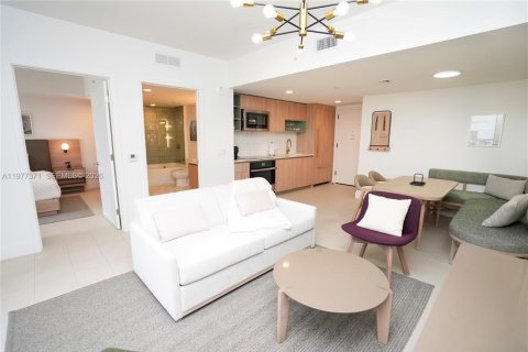 Купить кондоминиум в Майами, Флорида 1 спальня, 54.25м2, № 2041688 - фото 9