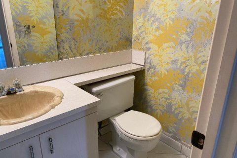 Condo in Deerfield Beach, Florida, 2 bedrooms  № 2176283 - photo 15