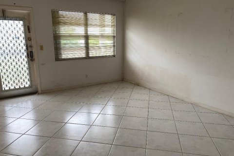 Condo in Deerfield Beach, Florida, 2 bedrooms  № 2176283 - photo 6