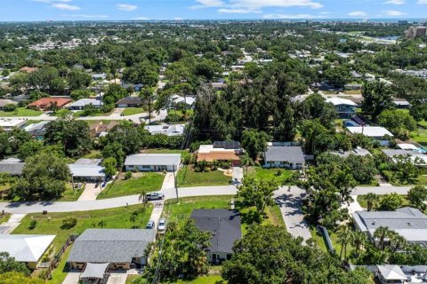 Casa en venta en Sarasota, Florida, 3 dormitorios, 150.5 m2 № 2318853 - foto 11