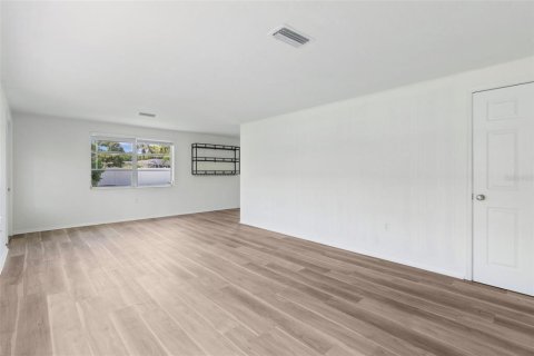 Casa en venta en Sarasota, Florida, 3 dormitorios, 150.5 m2 № 2318853 - foto 17