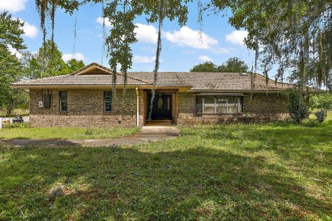 House in Orlando, Florida 4 bedrooms, 258.64 sq.m. № 1807989 - photo 1