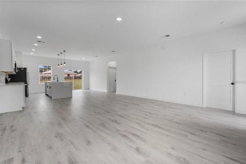 House in Ocala, Florida 4 bedrooms, 164.81 sq.m. № 1882932 - photo 13