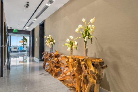 Купить кондоминиум в Санни-Айлс-Бич, Флорида 4 спальни, 463.77м2, № 2055055 - фото 13