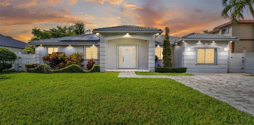 Casa en Homestead, Florida 3 dormitorios, 175.59 m2 № 1996902