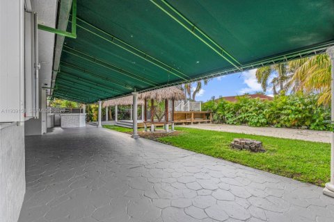 Casa en venta en Homestead, Florida, 3 dormitorios, 175.59 m2 № 1996902 - foto 30