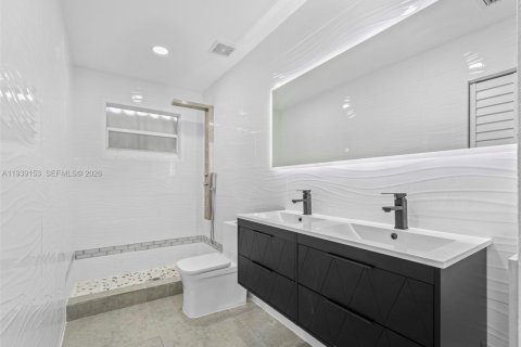 Casa en venta en Homestead, Florida, 3 dormitorios, 175.59 m2 № 1996902 - foto 23