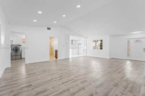 Casa en venta en Homestead, Florida, 3 dormitorios, 175.59 m2 № 1996902 - foto 7