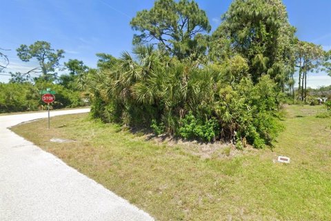 Terreno en venta en Port Charlotte, Florida № 1733413 - foto 5