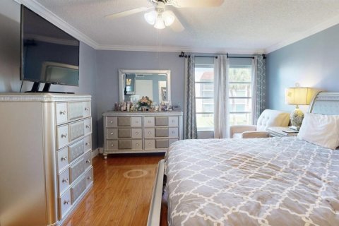 Condo in Lauderhill, Florida, 2 bedrooms № 2248282 - photo 13