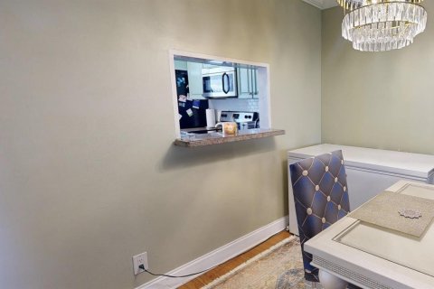 Condo in Lauderhill, Florida, 2 bedrooms № 2248282 - photo 10