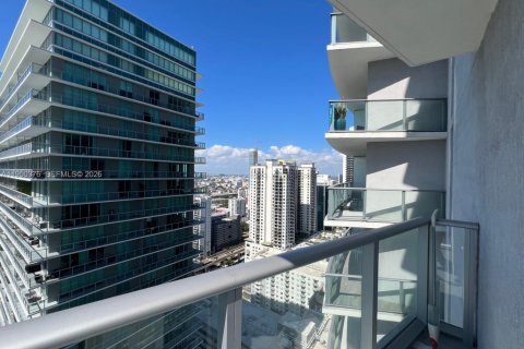 Снять в аренду кондоминиум в Майами, Флорида 2 спальни, 85.56м2, № 2005290 - фото 3