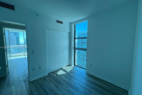 Снять в аренду кондоминиум в Майами, Флорида 2 спальни, 85.56м2, № 2005290 - фото 24