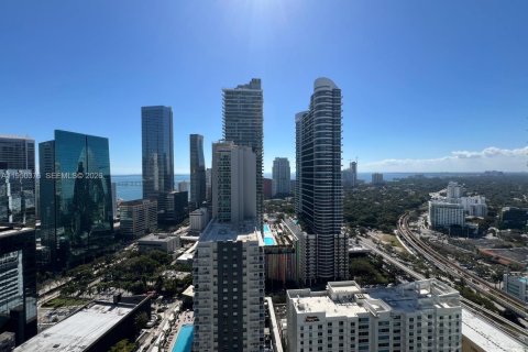 Кондоминиум с 2 спальнями в Майами, Флорида № 2005290