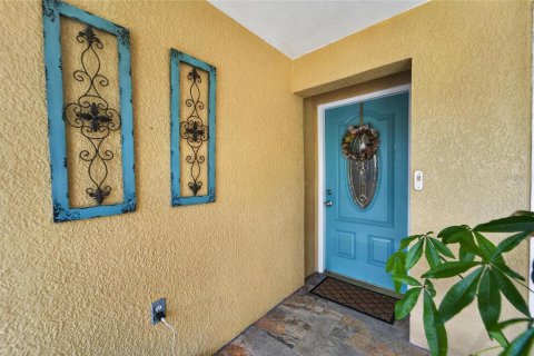House in Wimauma, Florida 3 bedrooms, 106.47 sq.m. № 2205440 - photo 5