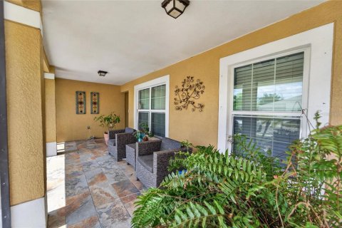 House in Wimauma, Florida 3 bedrooms, 106.47 sq.m. № 2205440 - photo 4