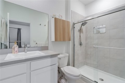 Купить таунхаус в Флорида-Сити, Флорида 3 спальни, 136.19м2, № 1872055 - фото 16