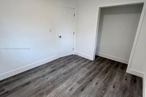 Купить виллу или дом в Вест-Парк, Флорида 3 спальни, 126.16м2, № 1956635 - фото 21