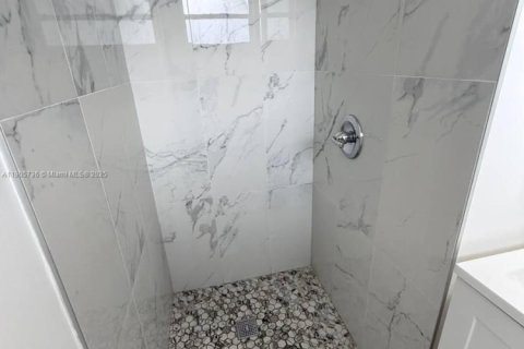 Купить виллу или дом в Вест-Парк, Флорида 3 спальни, 126.16м2, № 1956635 - фото 17