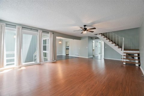 Copropriété à louer à Apopka, Floride: 2 chambres, 163.14 m2 № 2110587 - photo 4
