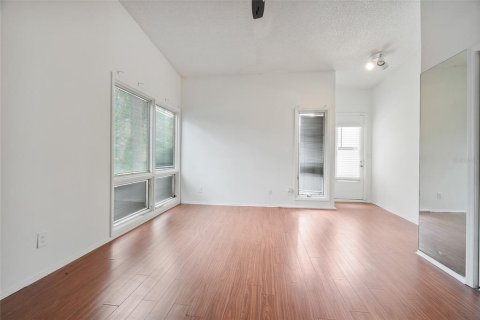 Copropriété à louer à Apopka, Floride: 2 chambres, 163.14 m2 № 2110587 - photo 10