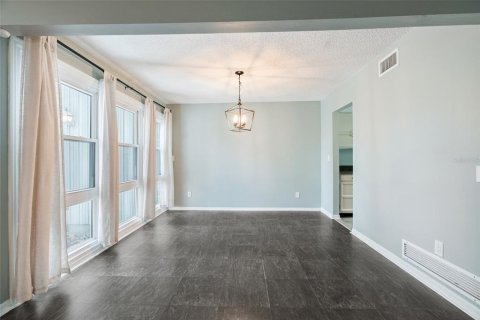 Copropriété à louer à Apopka, Floride: 2 chambres, 163.14 m2 № 2110587 - photo 6
