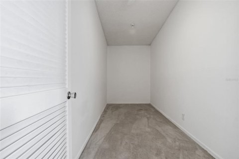 Copropriété à louer à Apopka, Floride: 2 chambres, 163.14 m2 № 2110587 - photo 12