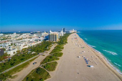 Copropriété à louer à Miami Beach, Floride: 2 chambres, 154.22 m2 № 1859623 - photo 27