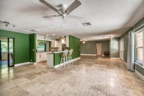 House in Jupiter, Florida 3 bedrooms, 233.93 sq.m. № 2190108 - photo 25
