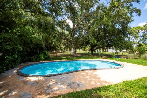 House in Jupiter, Florida 3 bedrooms, 233.93 sq.m. № 2190108 - photo 8