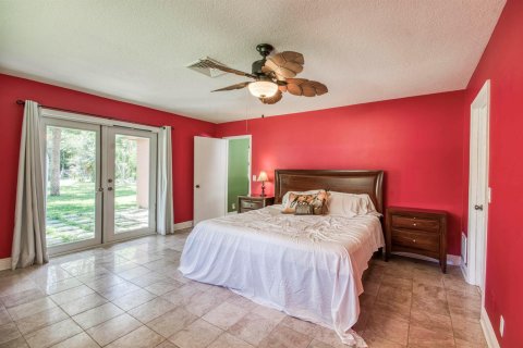 House in Jupiter, Florida 3 bedrooms, 233.93 sq.m. № 2190108 - photo 6