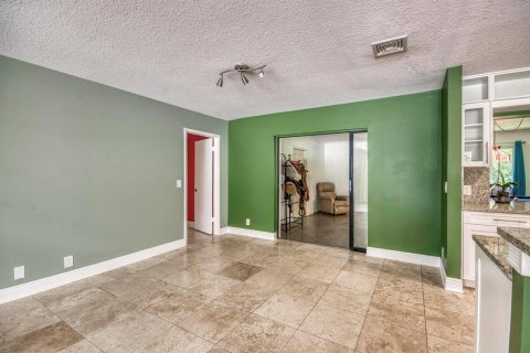 House in Jupiter, Florida 3 bedrooms, 233.93 sq.m. № 2190108 - photo 27