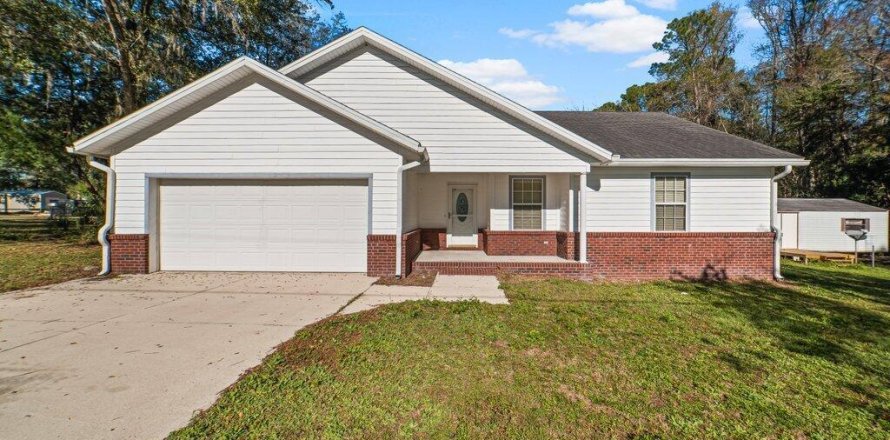House in Hilliard, Florida 3 bedrooms, 143.35 sq.m. № 883055