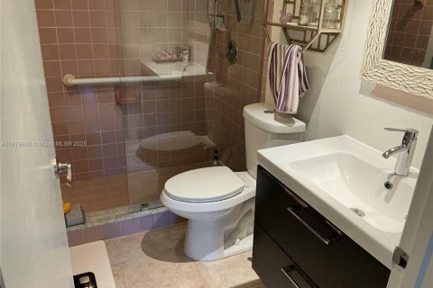 Condominio en venta en Plantation, Florida, 1 dormitorio, 89.19 m2 № 1921332 - foto 13