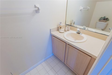 Купить виллу или дом в Порт-Сент-Луси, Флорида 3 спальни, 229.56м2, № 1996388 - фото 22