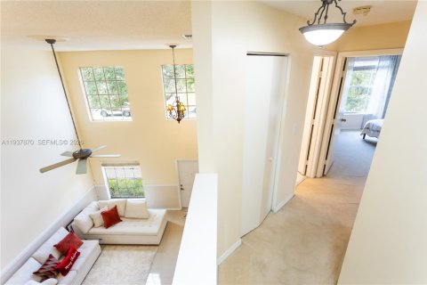 Купить виллу или дом в Порт-Сент-Луси, Флорида 3 спальни, 229.56м2, № 1996388 - фото 29