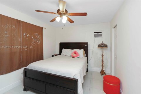 Casa en venta en Miami, Florida, 2 dormitorios, 73.86 m2 № 1994946 - foto 9