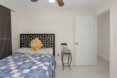 Casa en venta en Miami, Florida, 2 dormitorios, 73.86 m2 № 1994946 - foto 11