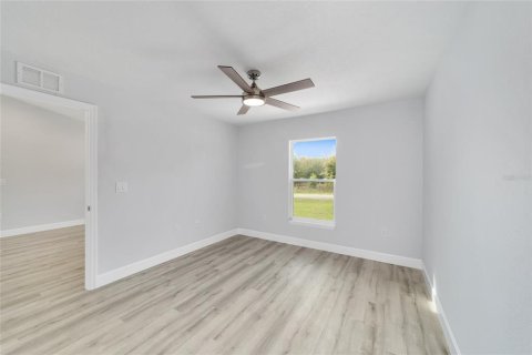 House in Ocala, Florida 3 bedrooms, 104.7 sq.m. № 1405639 - photo 19
