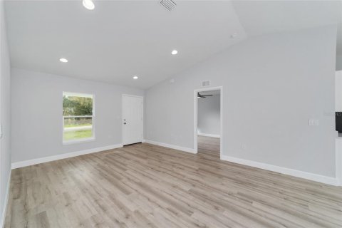 House in Ocala, Florida 3 bedrooms, 104.7 sq.m. № 1405639 - photo 8