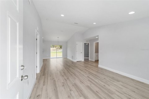 House in Ocala, Florida 3 bedrooms, 104.7 sq.m. № 1405639 - photo 4