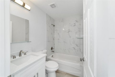House in Ocala, Florida 3 bedrooms, 104.7 sq.m. № 1405639 - photo 25