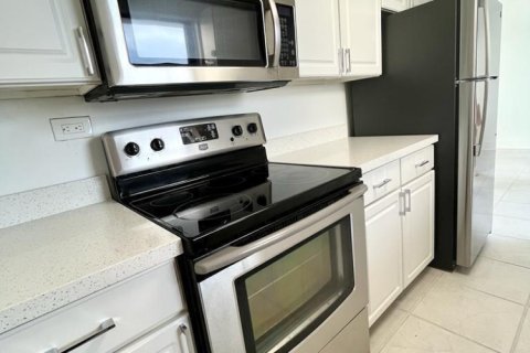 Купить кондоминиум в Лантана, Флорида 3 комнаты, 74.88м2, № 2084215 - фото 23