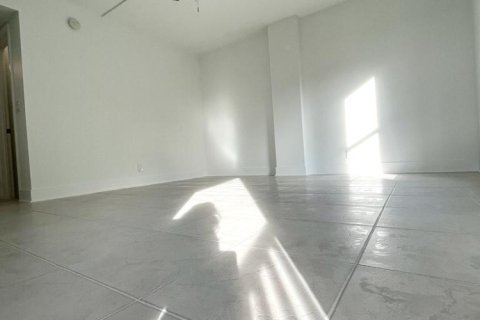 Купить кондоминиум в Лантана, Флорида 3 комнаты, 74.88м2, № 2084215 - фото 15