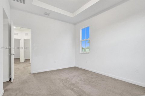 Снять в аренду таунхаус в Корал-Спрингс, Флорида 3 спальни, 172.15м2, № 2025467 - фото 15