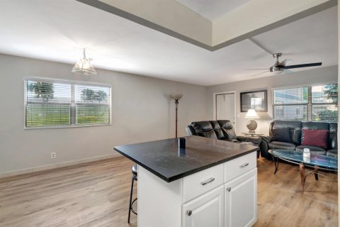 Condo in Delray Beach, Florida, 1 bedroom  № 2081683 - photo 12